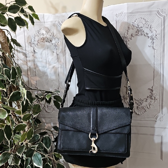 Rebecca Minkoff Handbags - Rebecca Minkoff Hudson Moto Crossbody/ Shoulder  Black Large Leather Bag
